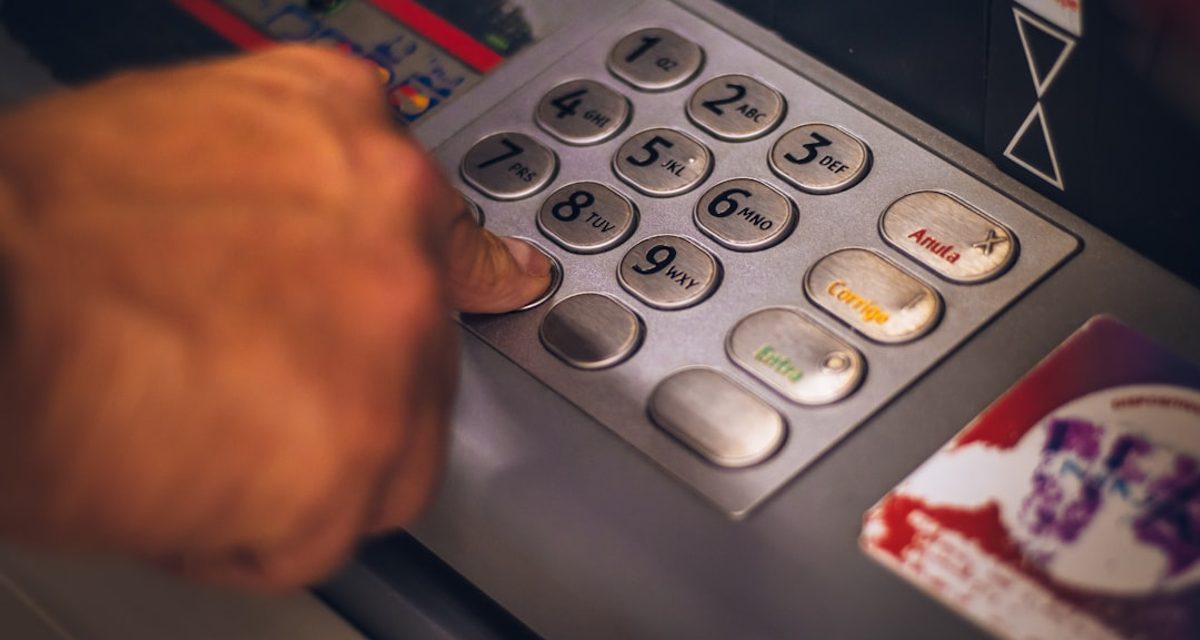 В Курганской области за неделю возбуждено 15 дел по фактам IT-хищений на 5,6 млн рублей